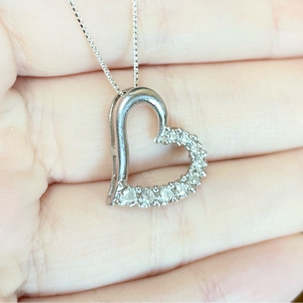 10k Diamond open heart half eternity paved solid white gold light pendant - Picture 3 of 9